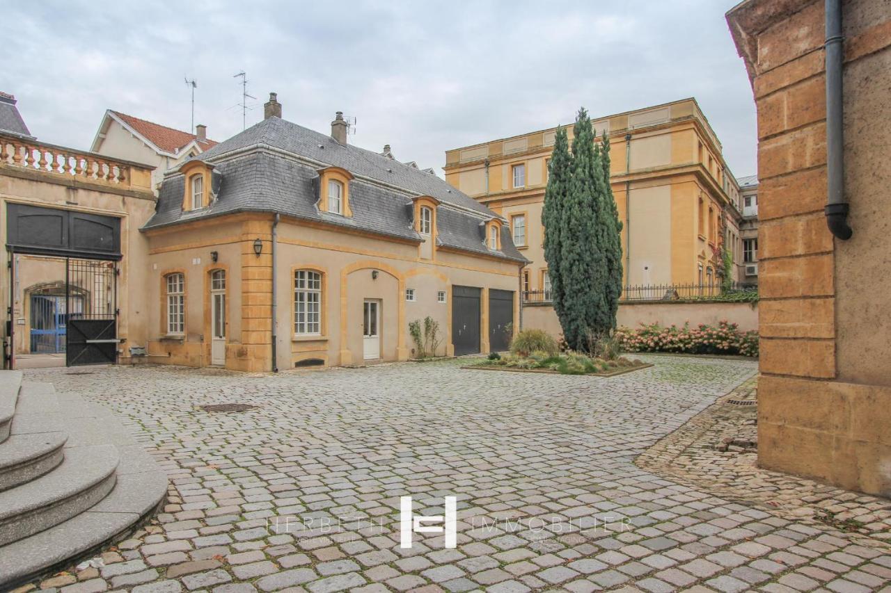 Bed and Breakfast H-Bnb - Les Meubles Du 1 Мец Экстерьер фото